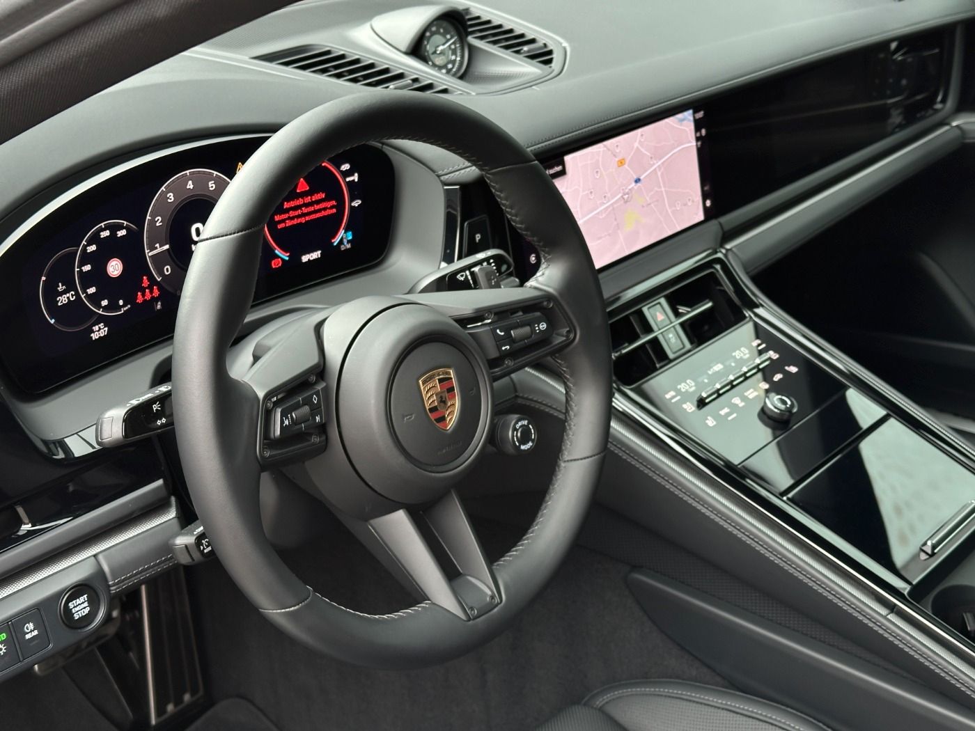 Porsche Panamera 4S E-Hybrid PANO 360° Soft-Close