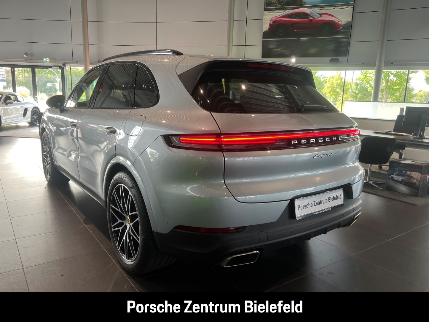 Porsche Cayenne E-Hybrid HA-Lenkung InnoDrive Soft-Close