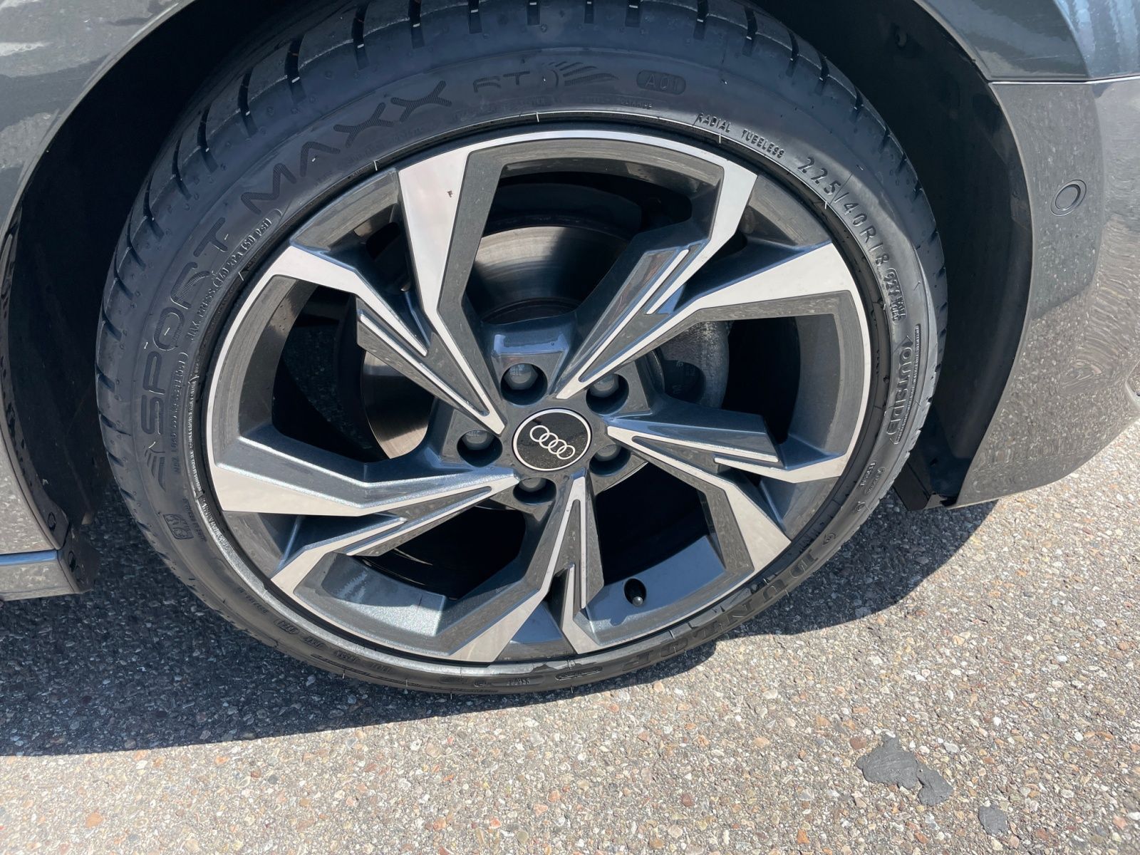 Audi A3 Sportback 30 TFSI S-Tronic S-Line - Samsaru's Car Outlet