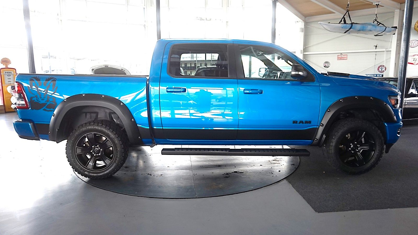 Dodge RAM 1500 HEMI 5.7l Crew-Cab*4x4*Navi*Alu20*AHK