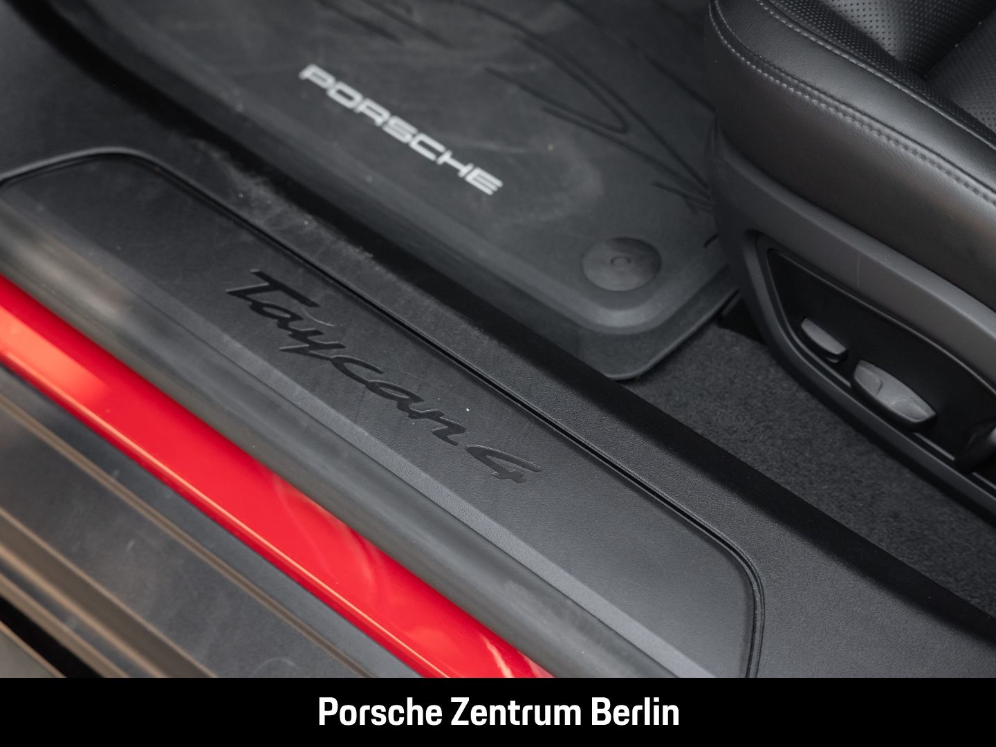 Porsche Taycan 4 Cross Turismo Panoramadach InnoDrive