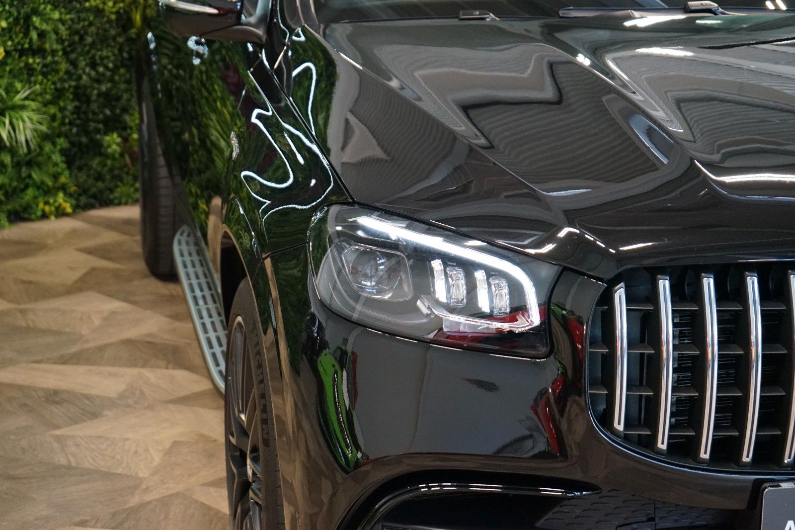 Mercedes-Benz GLS 63 4MATIC+ - Samsaru's Car Outlet