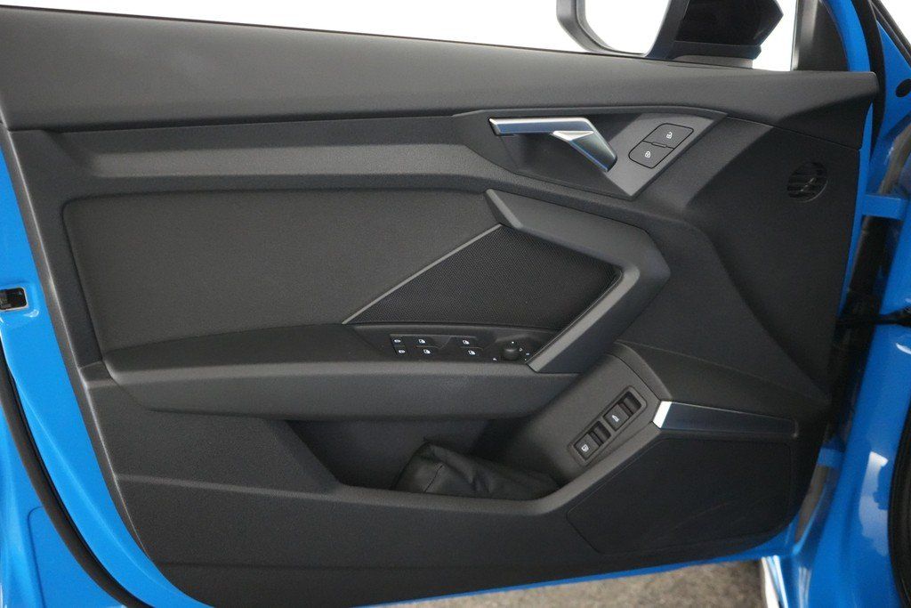 Audi A3 Sportb. 45 TFSIe S tronic S line LED GRA B&O