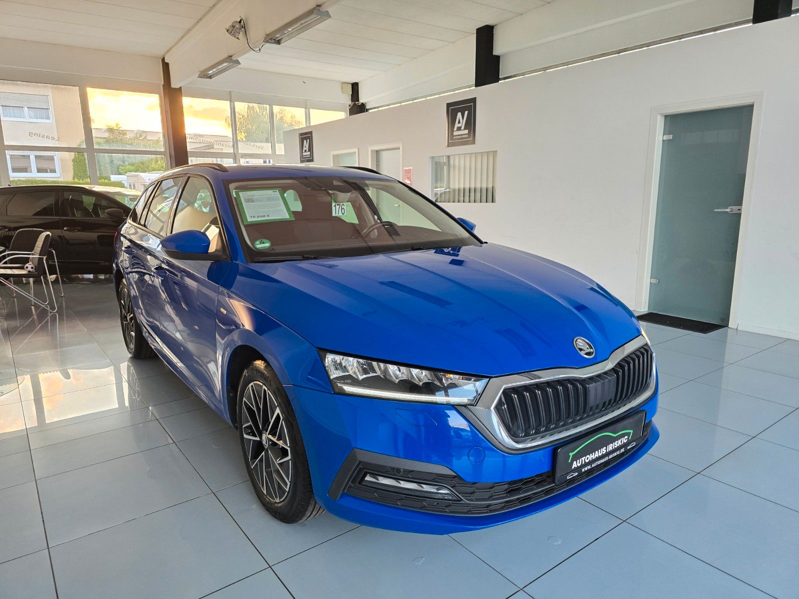 Skoda OCTAVIA CLEVER 2.0 TDI Aut. - Samsaru's Car Outlet