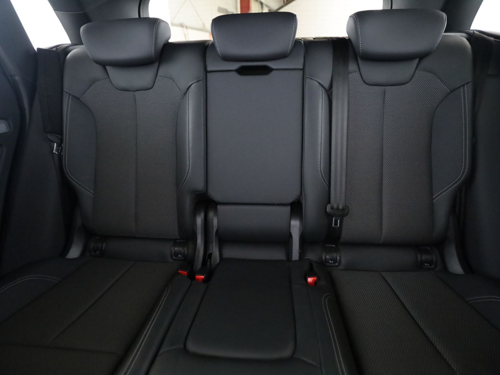 Audi Q5 50 TFSIe quattro S line HYBRID+AHK+Matrix+RFK