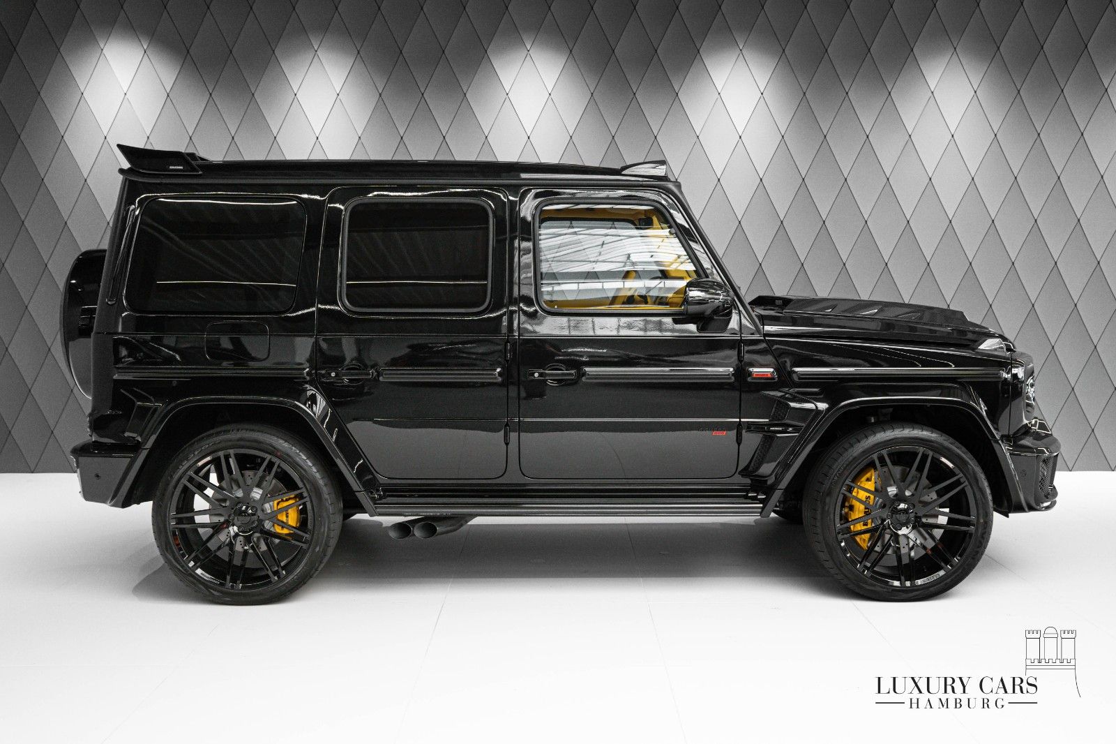 Mercedes-Benz G 63 AMG BRABUS - Samsaru's Car Outlet