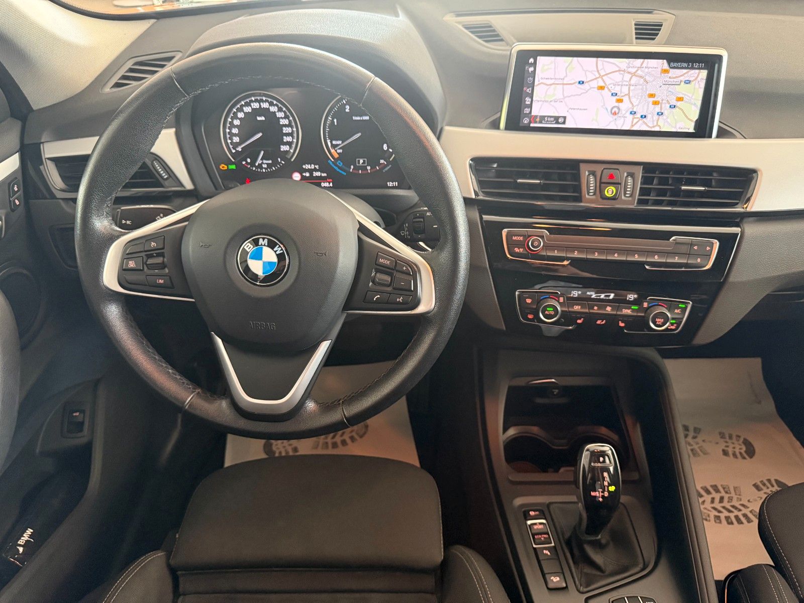 BMW X1 xDrive 18d Advantage - Samsaru's Car Outlet