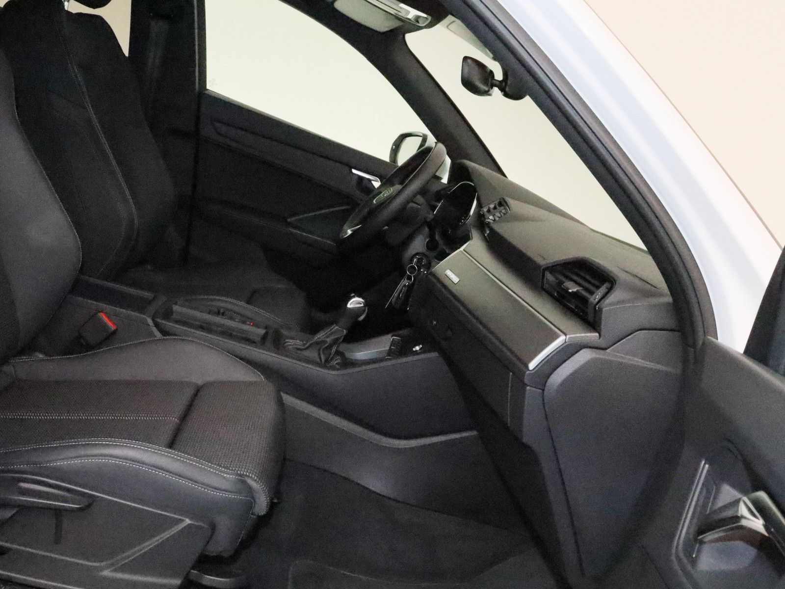 Audi Q3 Sportback 40 TFSI quattro S line - Samsaru's Car Outlet