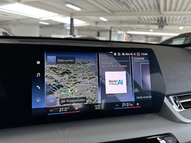 BMW X1 xDrive23i - Samsaru's Car Outlet
