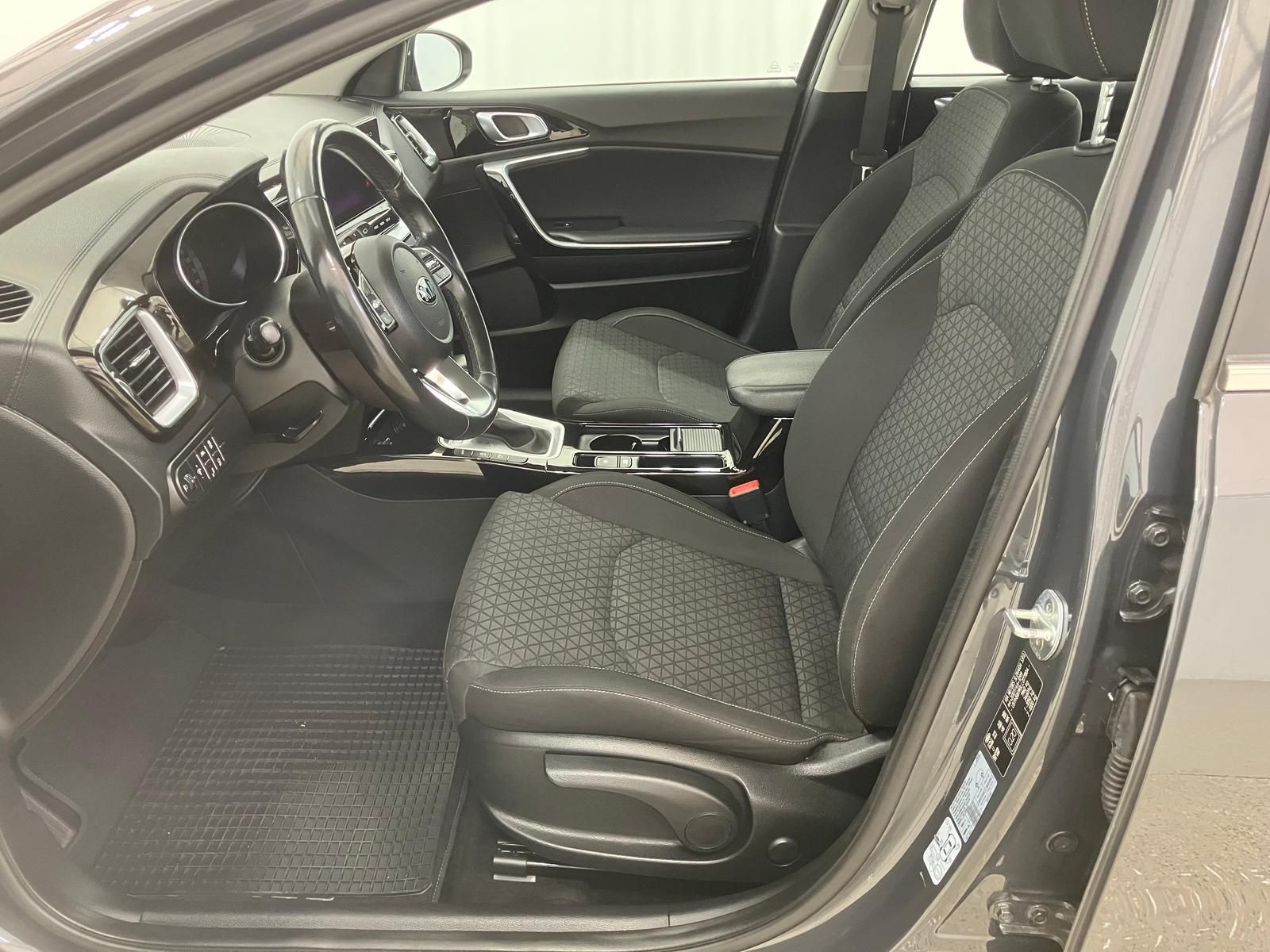 Kia Ceed Sportswagon 1.6CRDi MHEV Spirit - Samsaru's Car Outlet