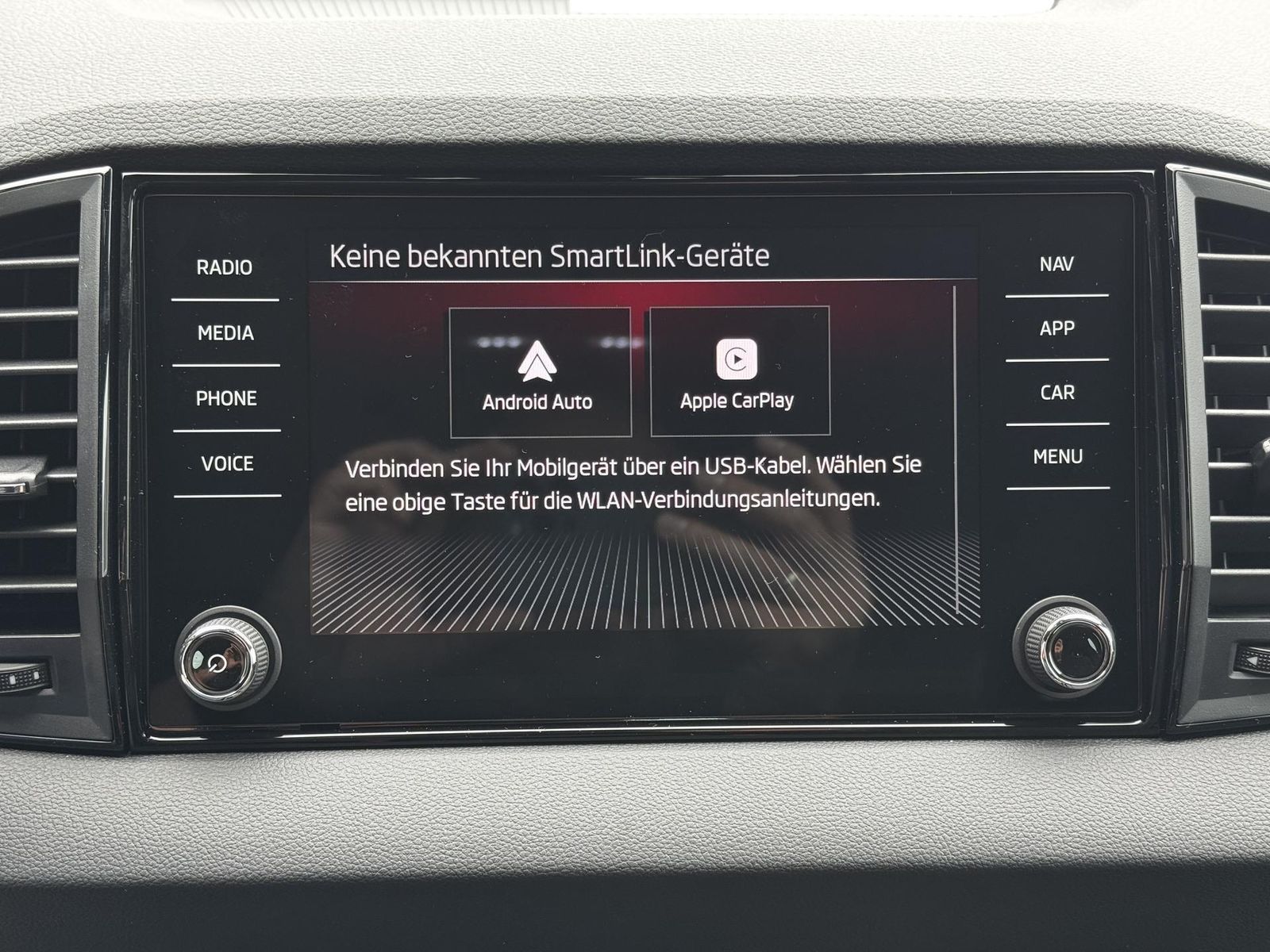Skoda Karoq 1,5 TSI DSG Sportline 2ZKlimaautomatik ...