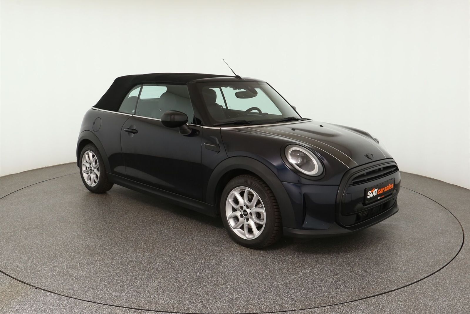 MINI Cooper Cab. Classic - Samsaru's Car Outlet