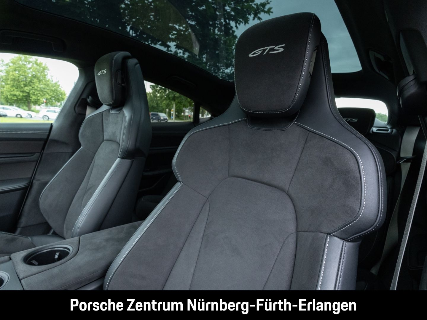 Porsche Taycan GTS PSCB BOSE InnoDrive SurroundView Pano