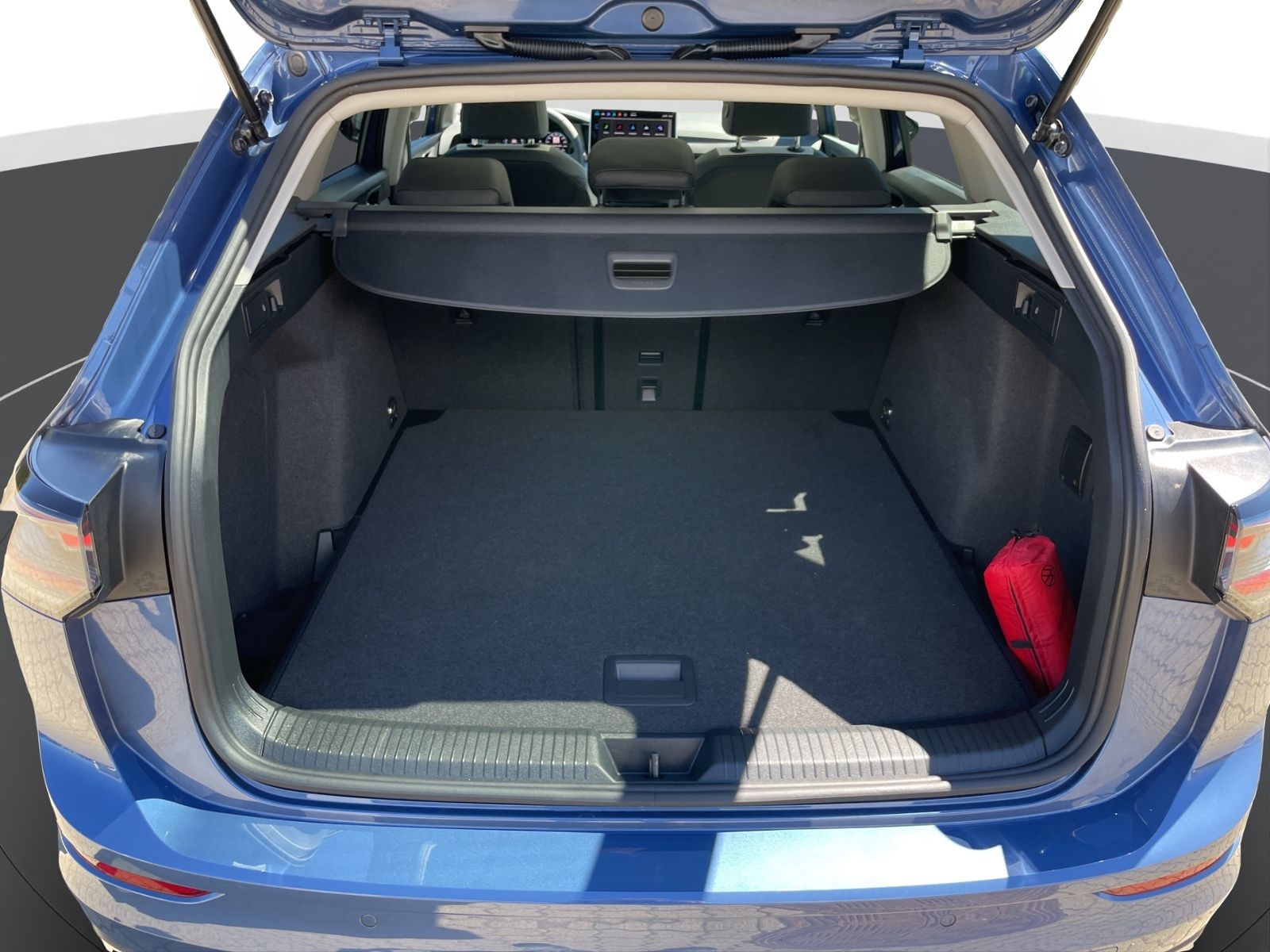 Volkswagen Golf VIII Variant 2.0 TSI 4Motion Style +DSG+AHK