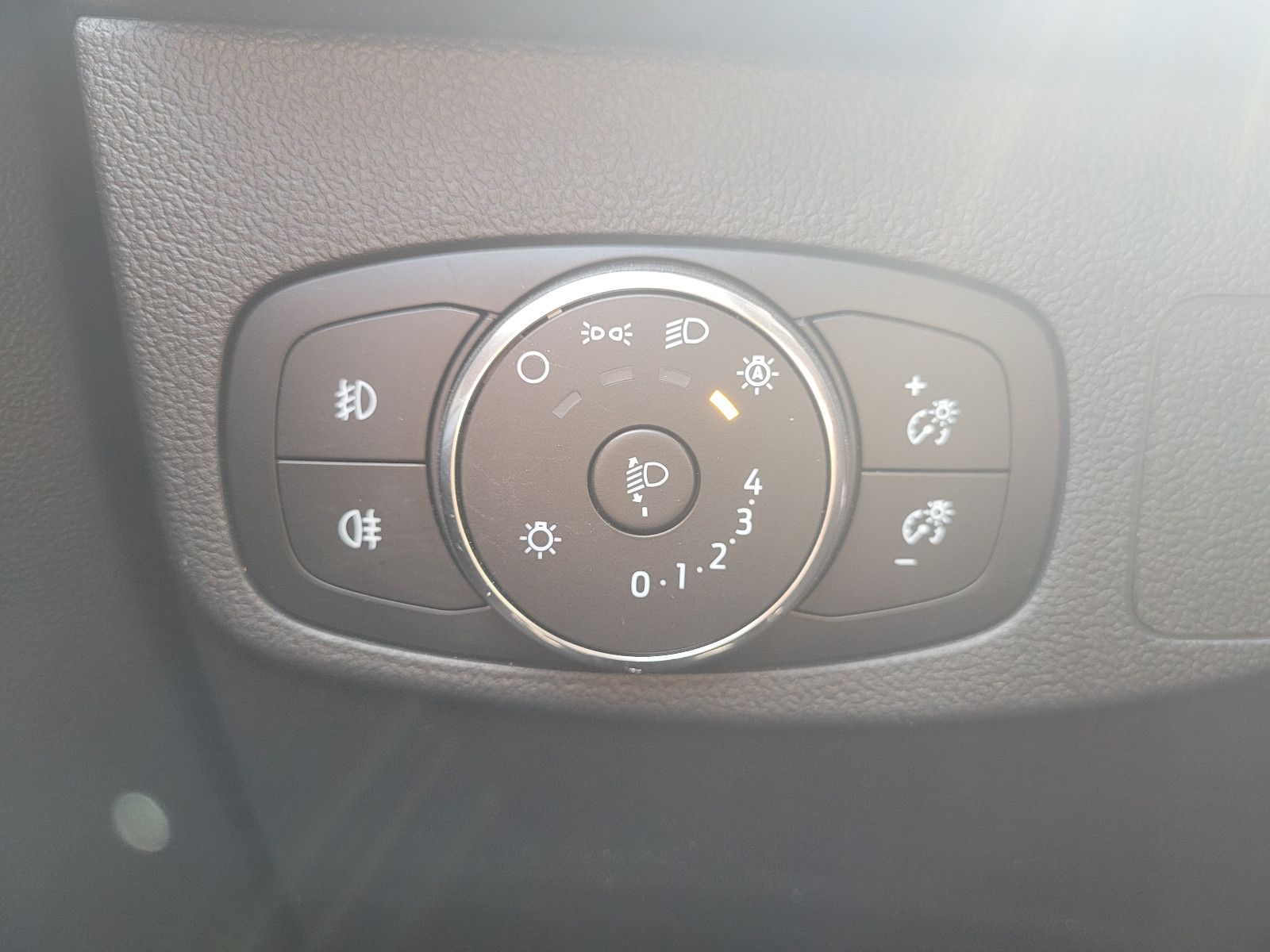 Ford Focus Turnier MHEV Active ACC LED Navi Kamera DA