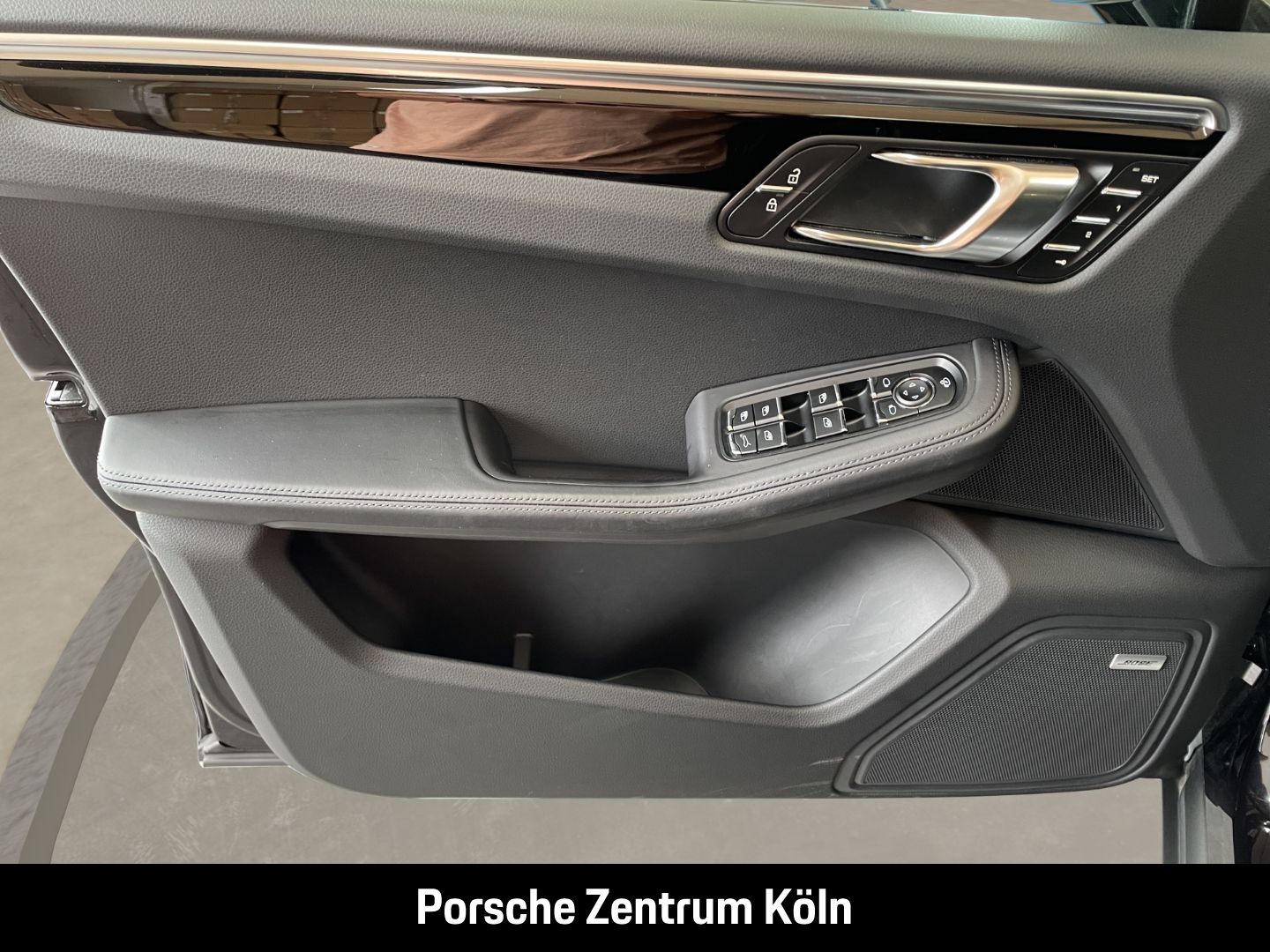 Porsche Macan S Standheizung Abstandstempomat Panorama