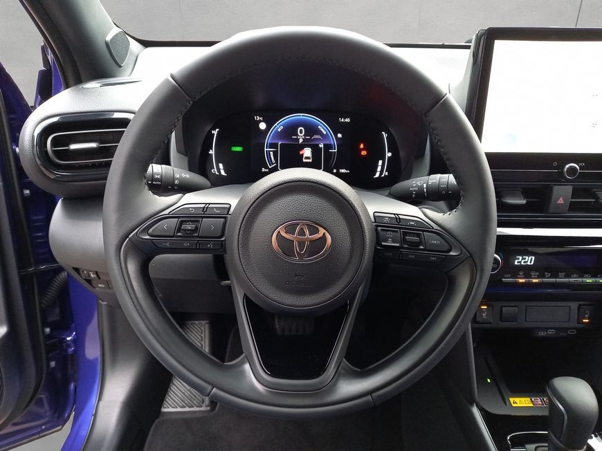 Toyota Yaris Cross Teamplayer Safety-Paket Winter-Paket