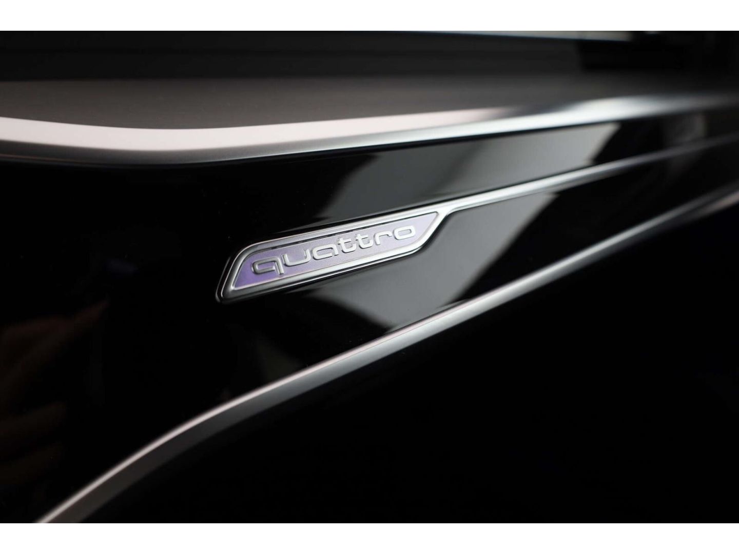 Audi A6 Avant 55 TFSI e quattro S line - Samsaru's Car Outlet