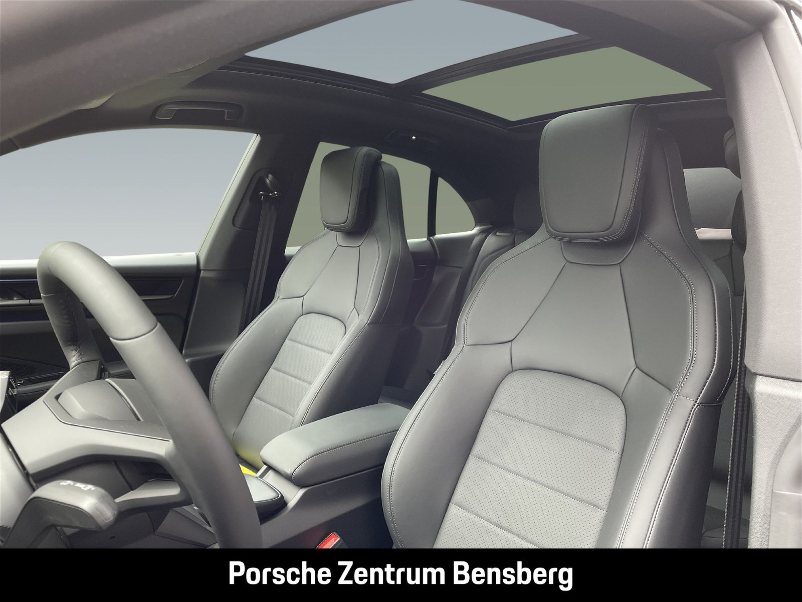 Porsche Macan Electric 4