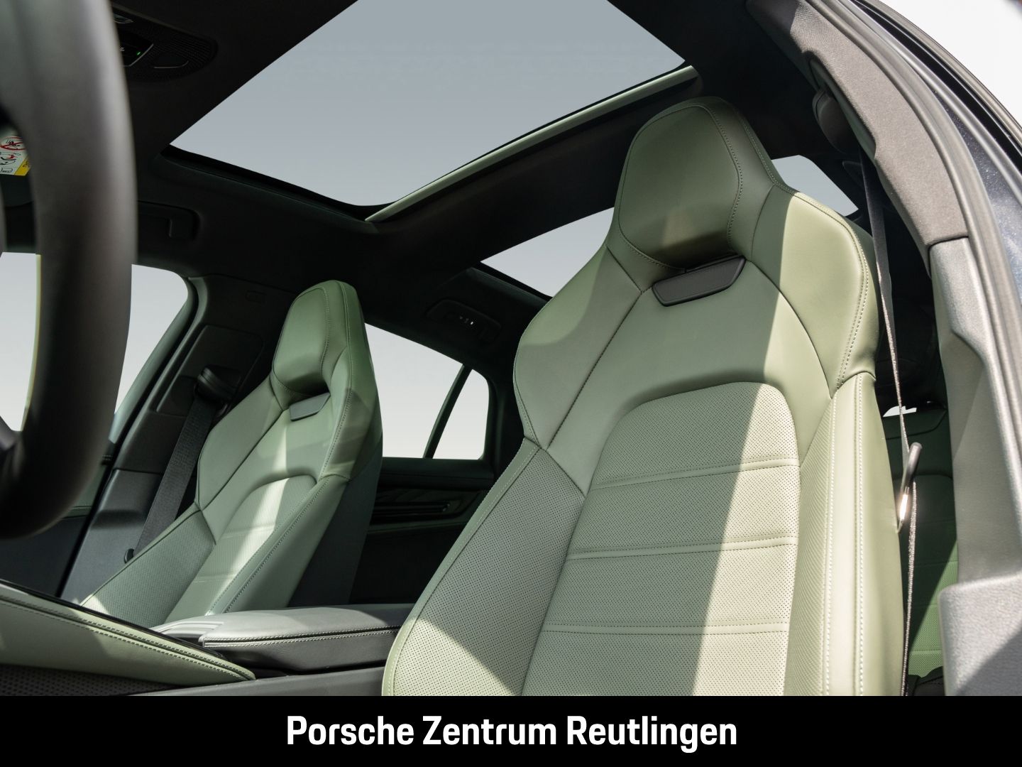 Porsche Panamera 4S E-Hybrid BOSE InnoDrive Surround-Vie