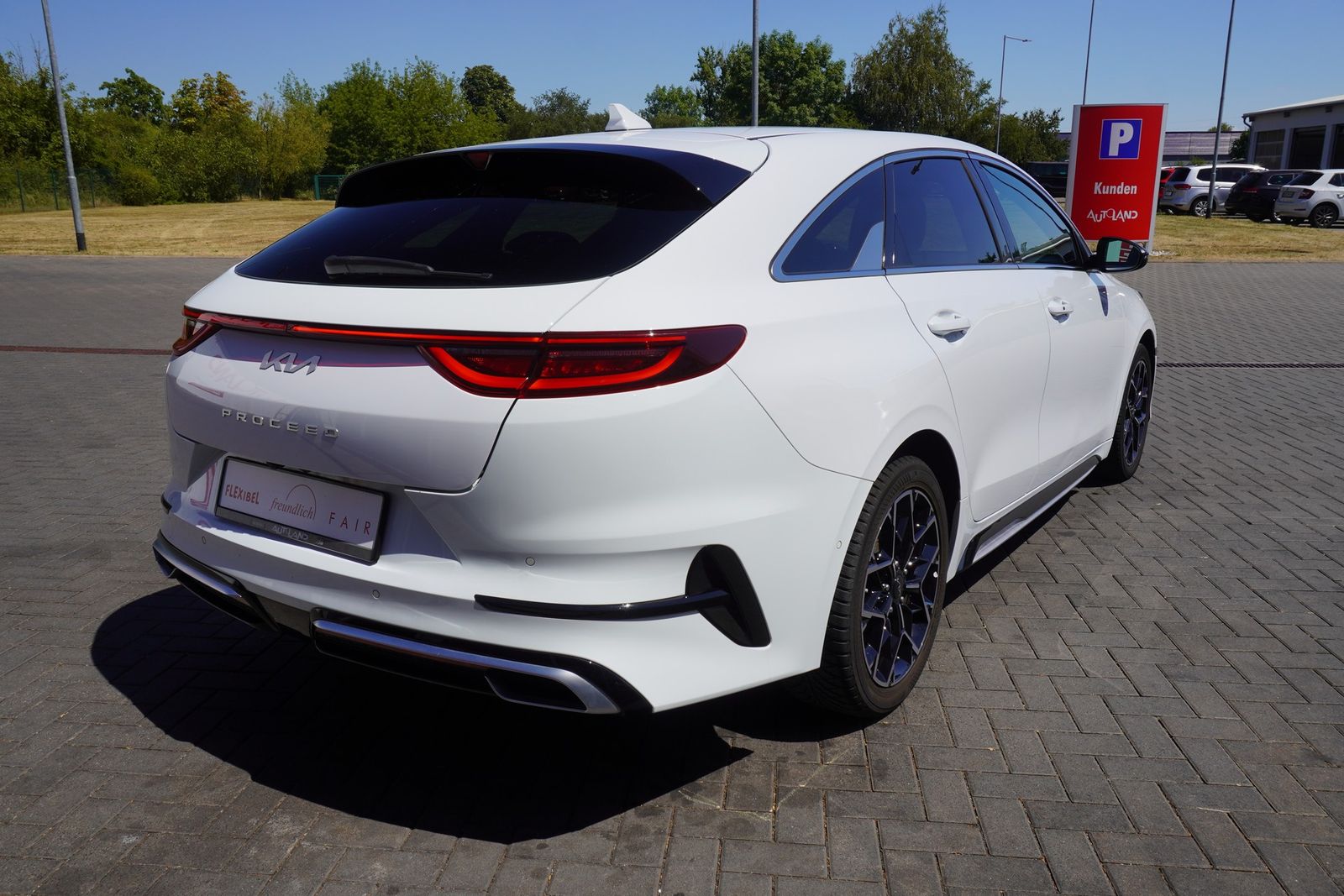 Kia ProCeed GT-Line - Samsaru's Car Outlet
