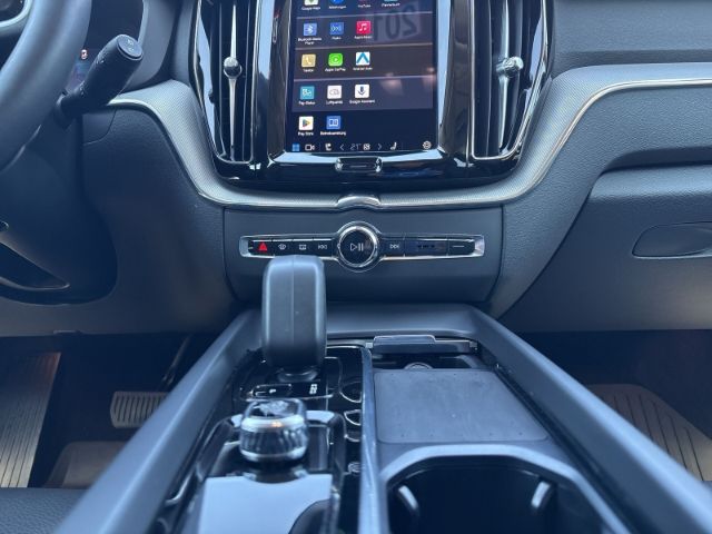 Volvo XC60 Plus Dark B4 Diesel 20''LM Standhz 360kam D
