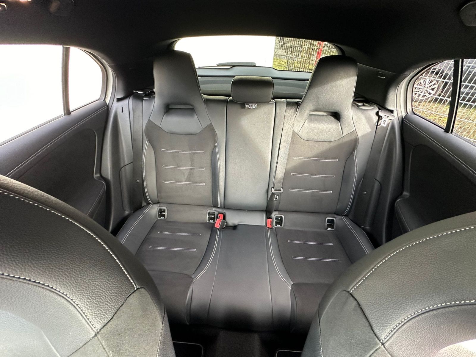 Mercedes-Benz A 250E AMG Edition - Samsaru's Car Outlet
