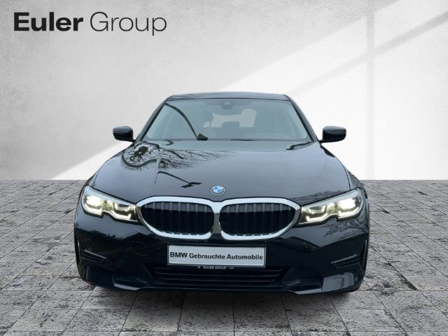 BMW 320 i xDrive Limo Sportsitze GSD HiFi LED SSV