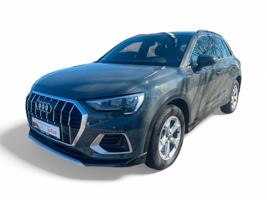 Audi Q3 40 TFSI qu. S tronic - Samsaru's Car Outlet
