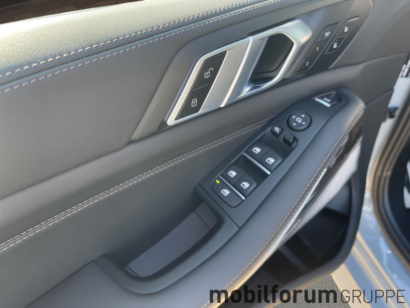 BMW X5 xDrive30d M-Sport Massage B&W Luft Sky Lounge