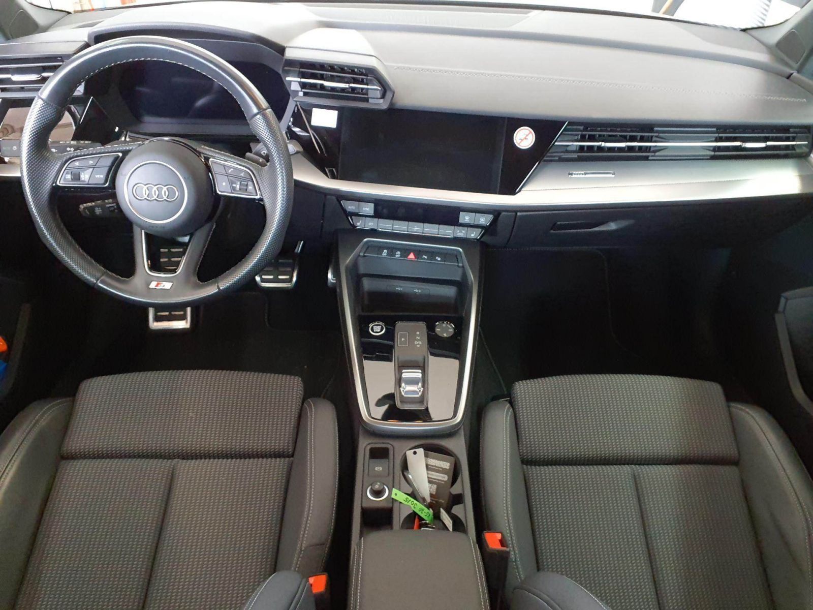 Audi A3 Sportback 30 TFSI LED Navi PDC+ Teilleder