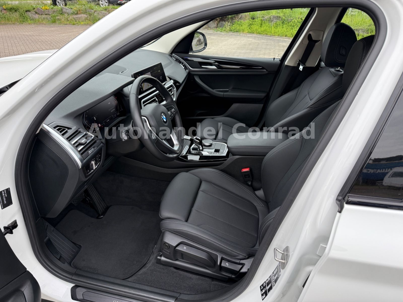 BMW X3 xDrive 20d - Samsaru's Car Outlet