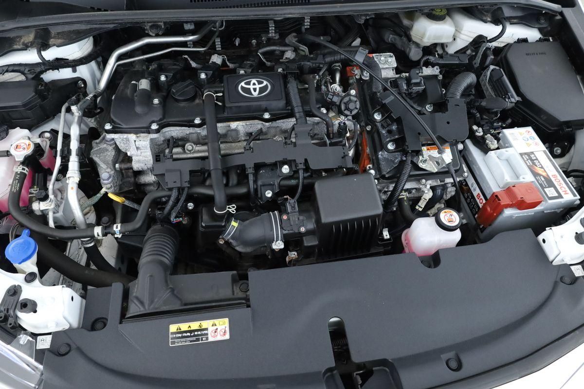 Toyota Corolla Touring Sports 1.8 CVT Team D Navi Kam