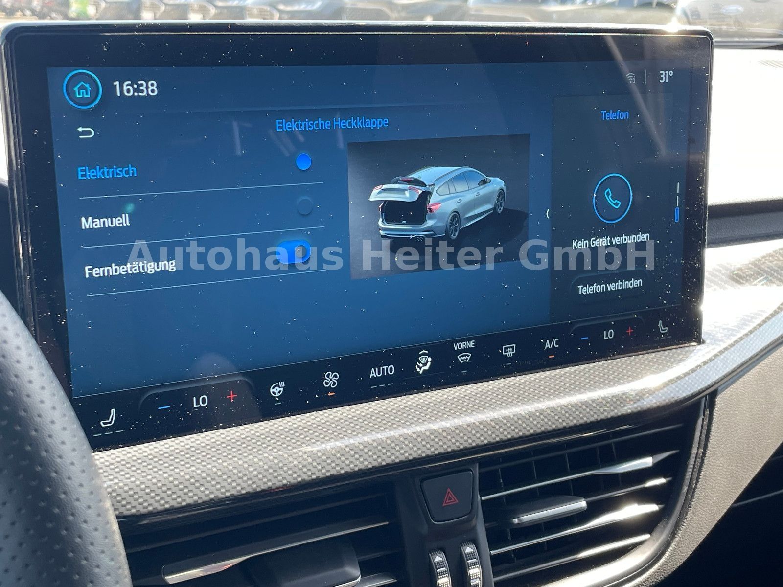 Ford Focus 1.5 EB Aut.ST-Line X / ACC+Matrix+e.Klappe