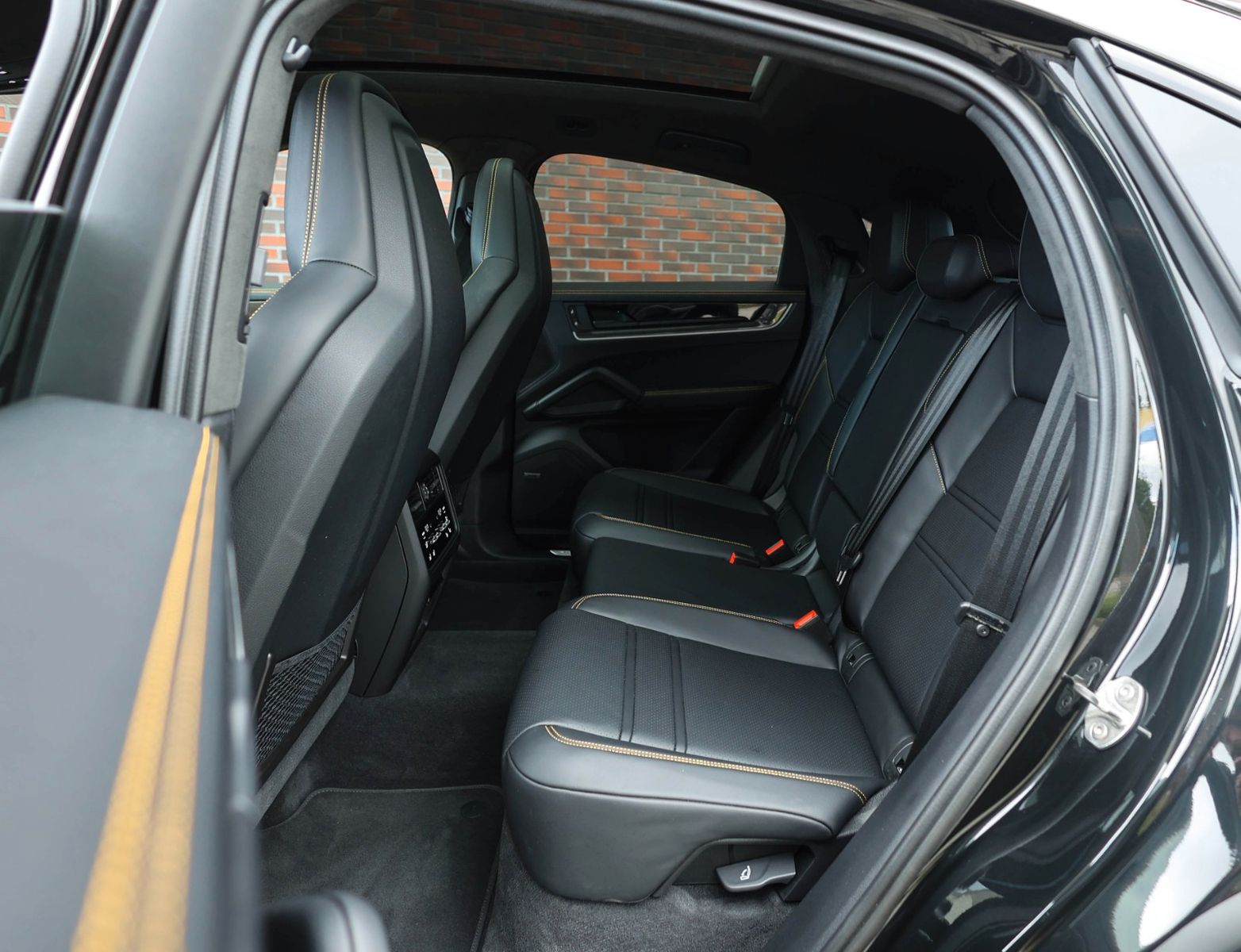 Porsche Cayenne Coupe E-Hybrid *Pano*AHK*Pas.display*