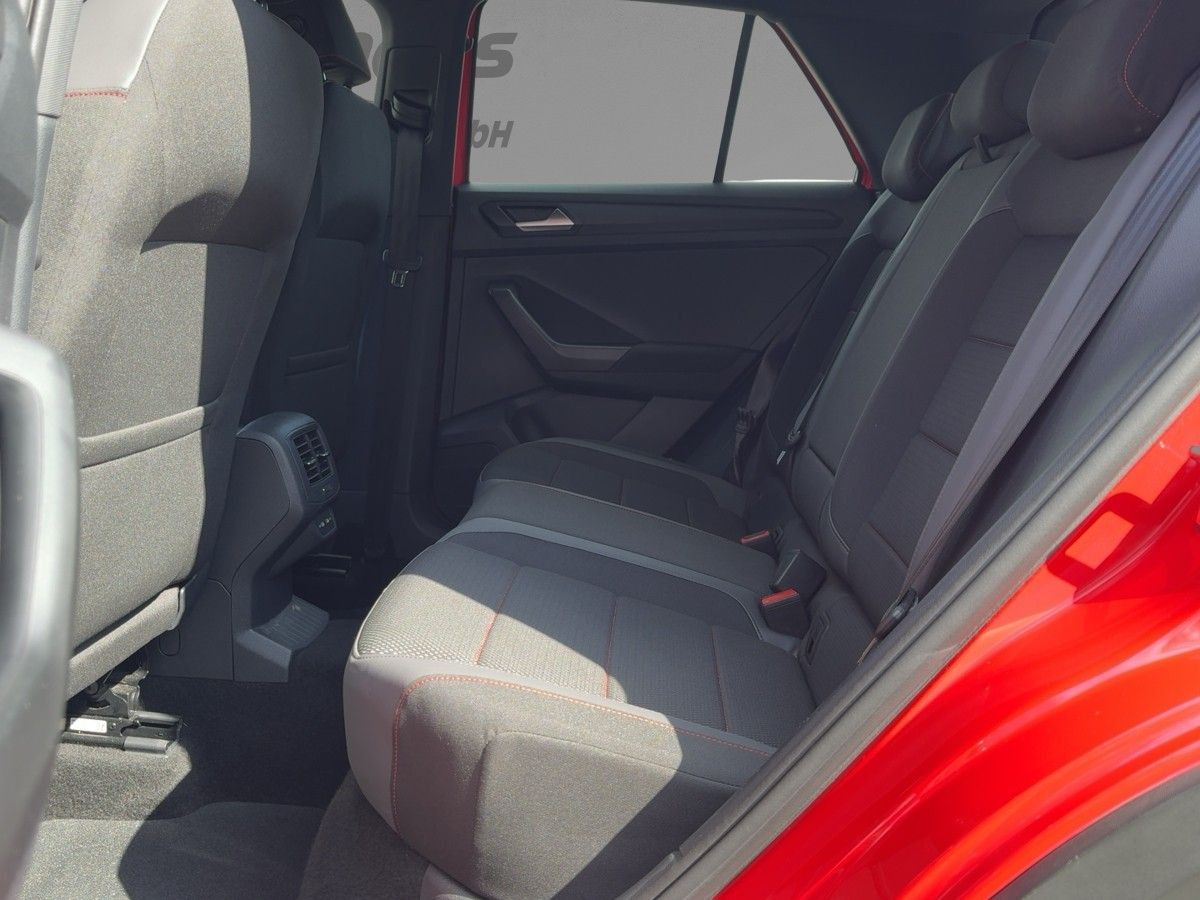 Volkswagen T-Roc 1.5 TSI Sport - Samsaru's Car Outlet