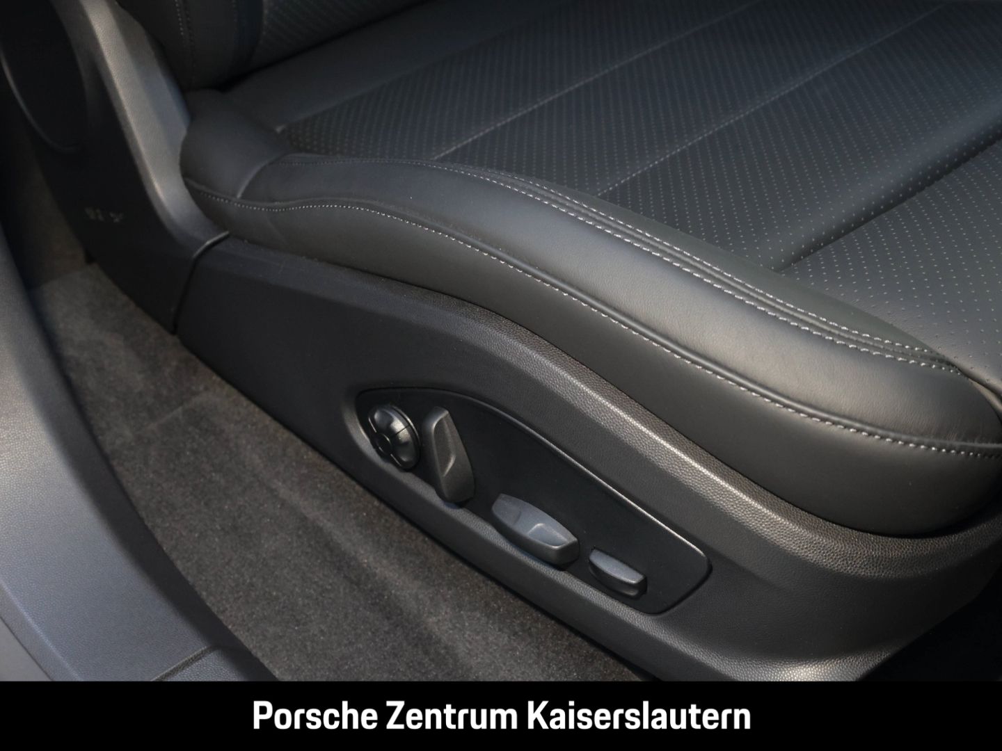 Porsche Macan BOSE LED-Matrix InnoDrive Surround-View