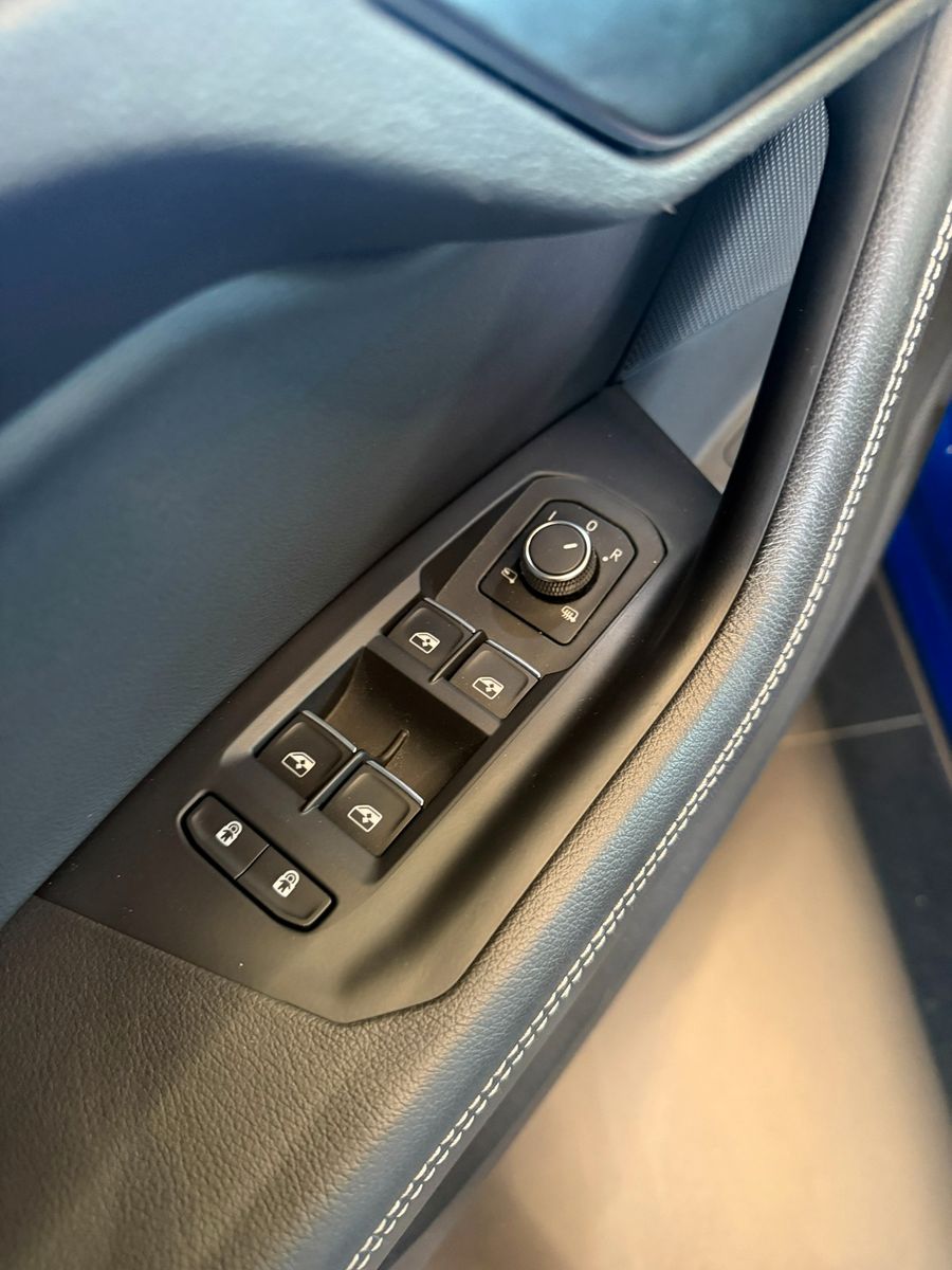 Volkswagen Touareg R-Line 4Motion*GARANTIE*ALLWETTER*VOLL*