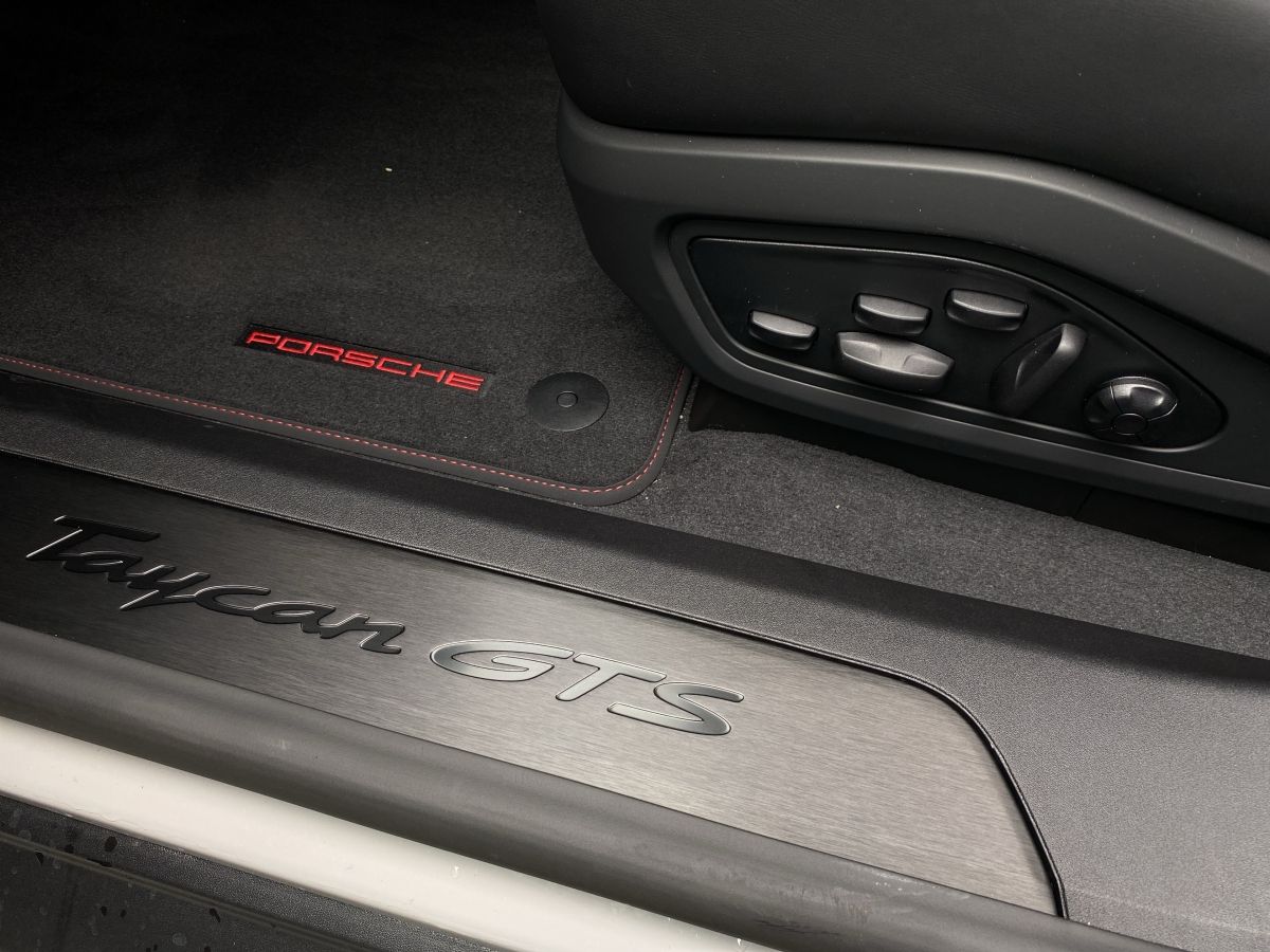 Porsche Taycan GTS |Dynamikpaket |HD-Matrix LED