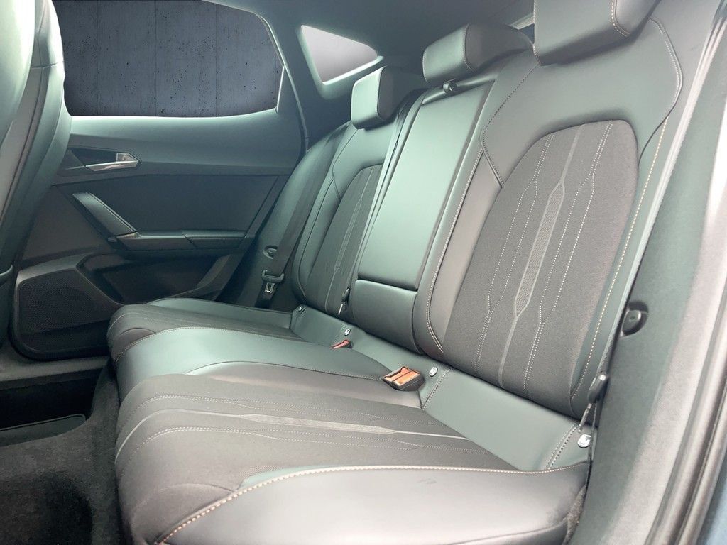 Cupra Formentor 2.0 TSI DSG VZ 4Drive AHK Pano Navi LE