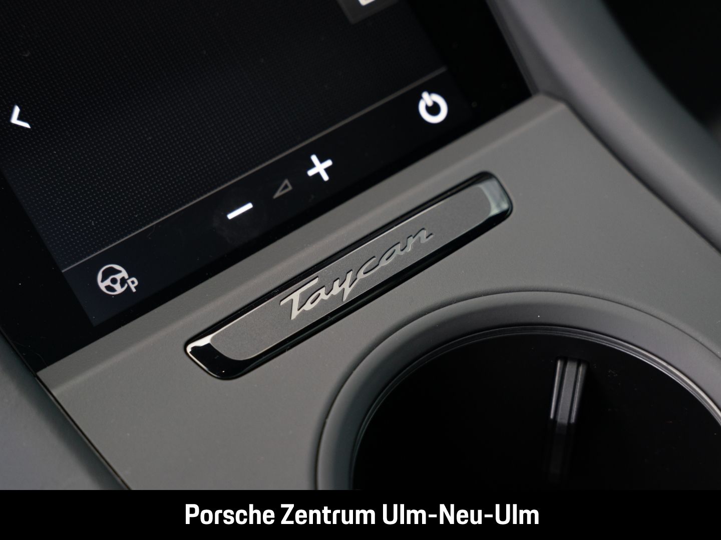 Porsche Taycan 4S Hinterachslenkung  HD-Matrix LED InnoD