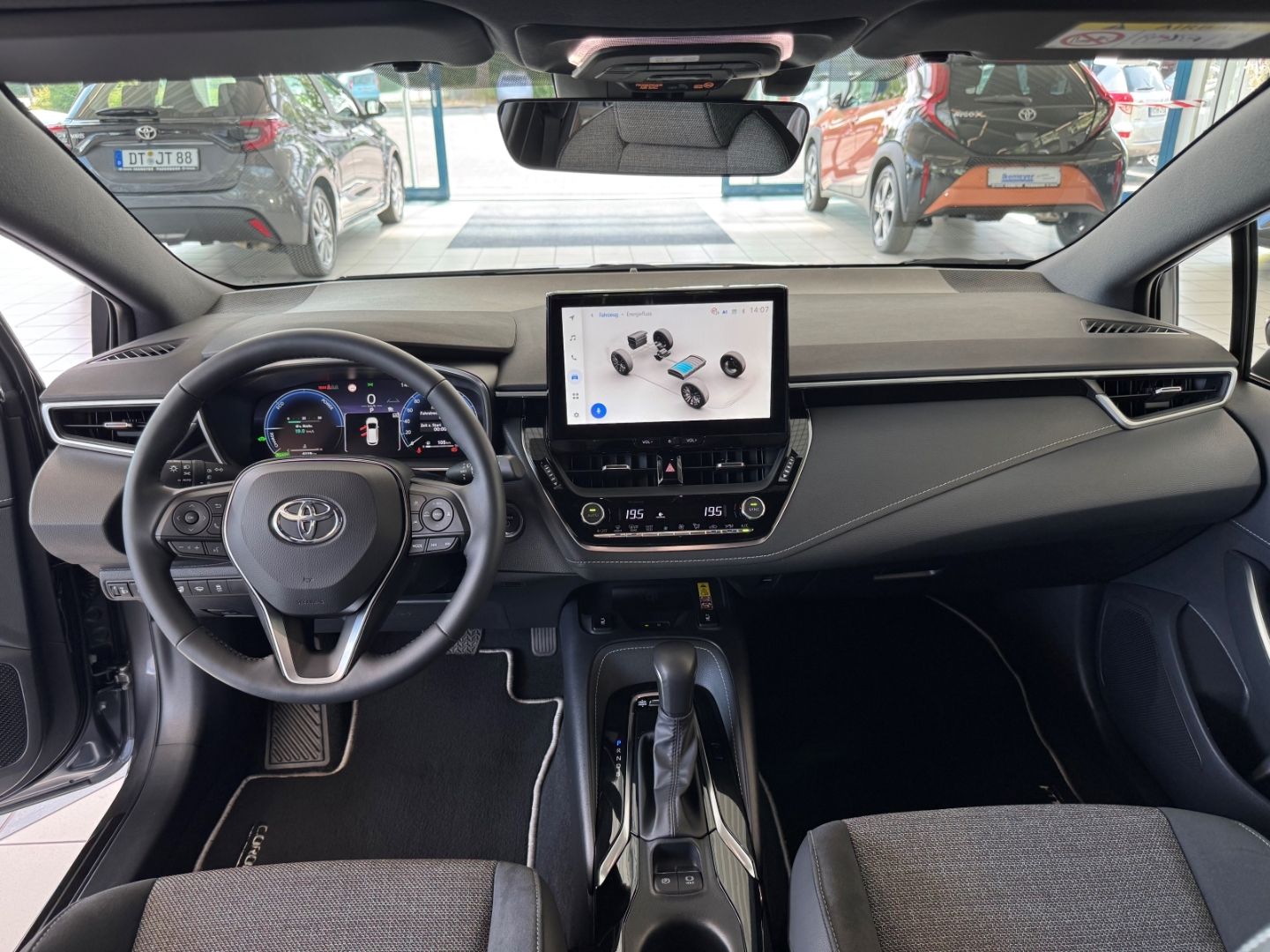 Toyota Corolla Touring Sports 1,8 Hybrid Teamplayer PDC