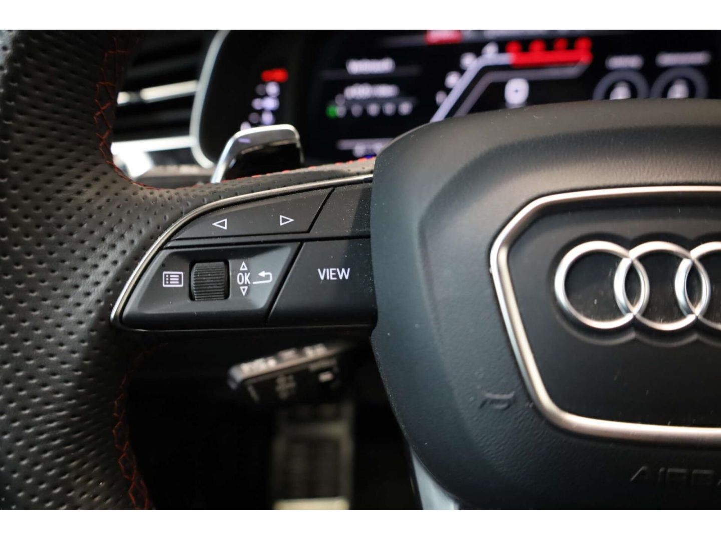 Audi RSQ8 4.0 TFSI quattro