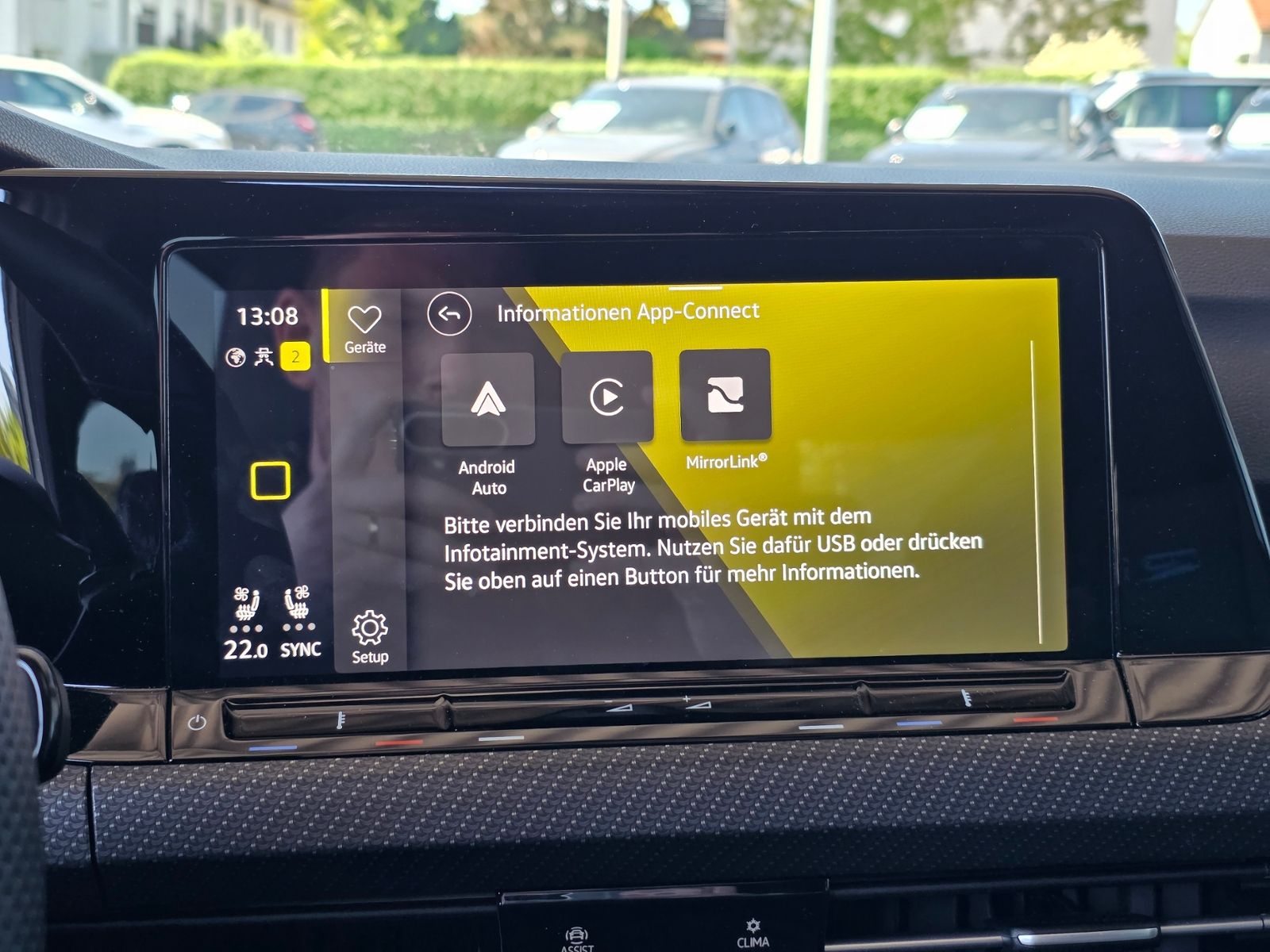 Volkswagen Golf VIII R 2.0 TSI DSG - Samsaru's Car Outlet