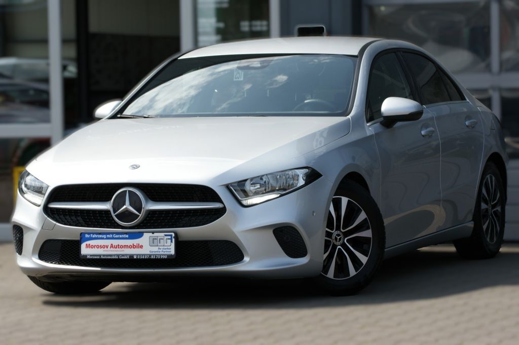 Mercedes-Benz A 180 d 7G-DCT Style - Samsaru's Car Outlet