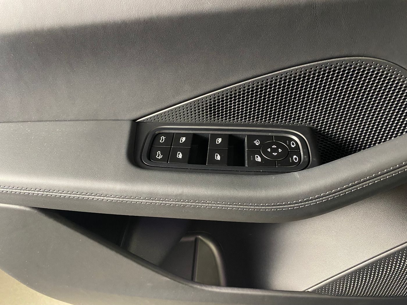 Porsche Macan Turbo | 22-Zoll RS Spyder | HA-Lenkung |