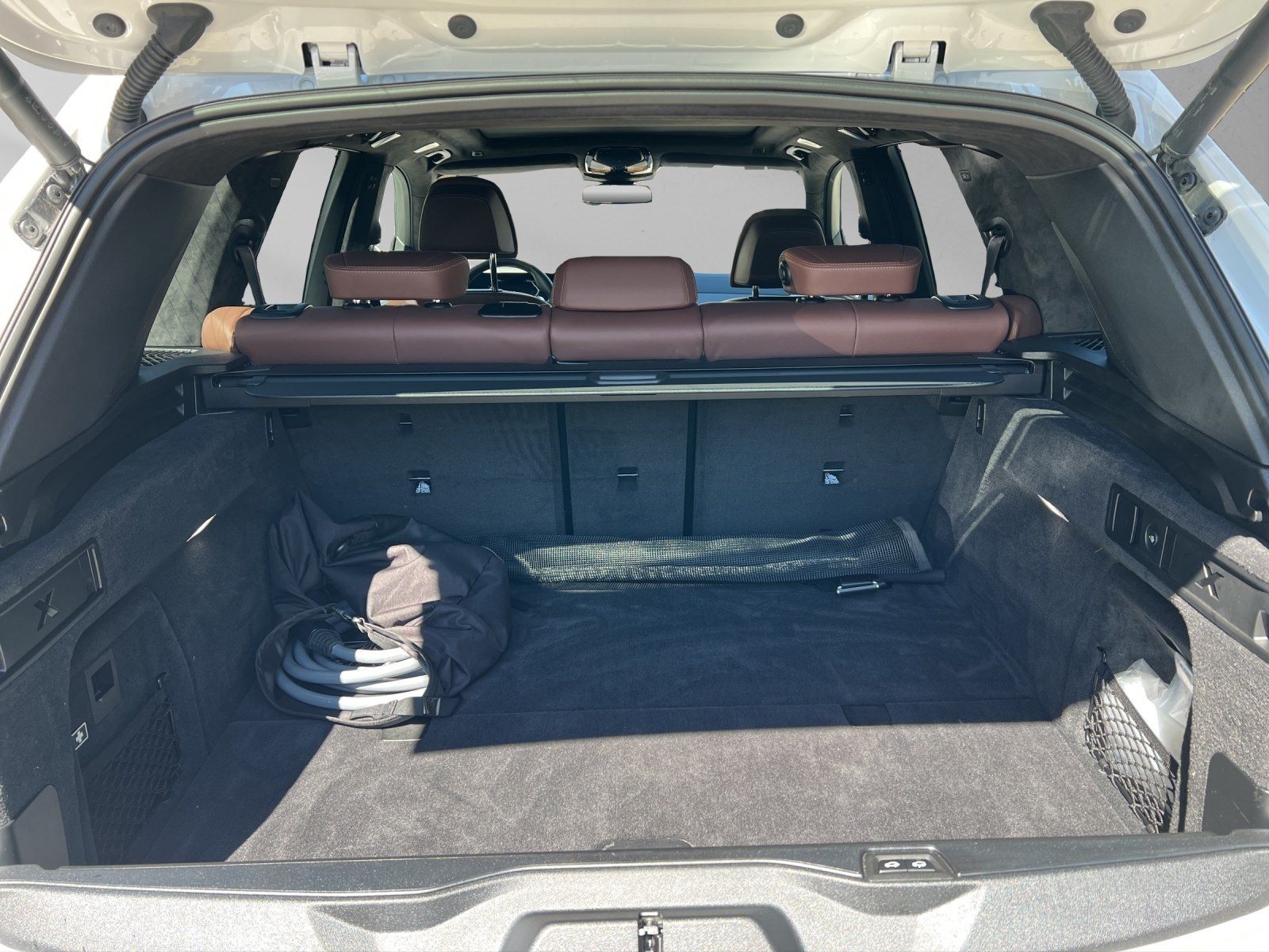 BMW X5 xDrive50e M Sport Pro 22" Skylounge Carbon B&