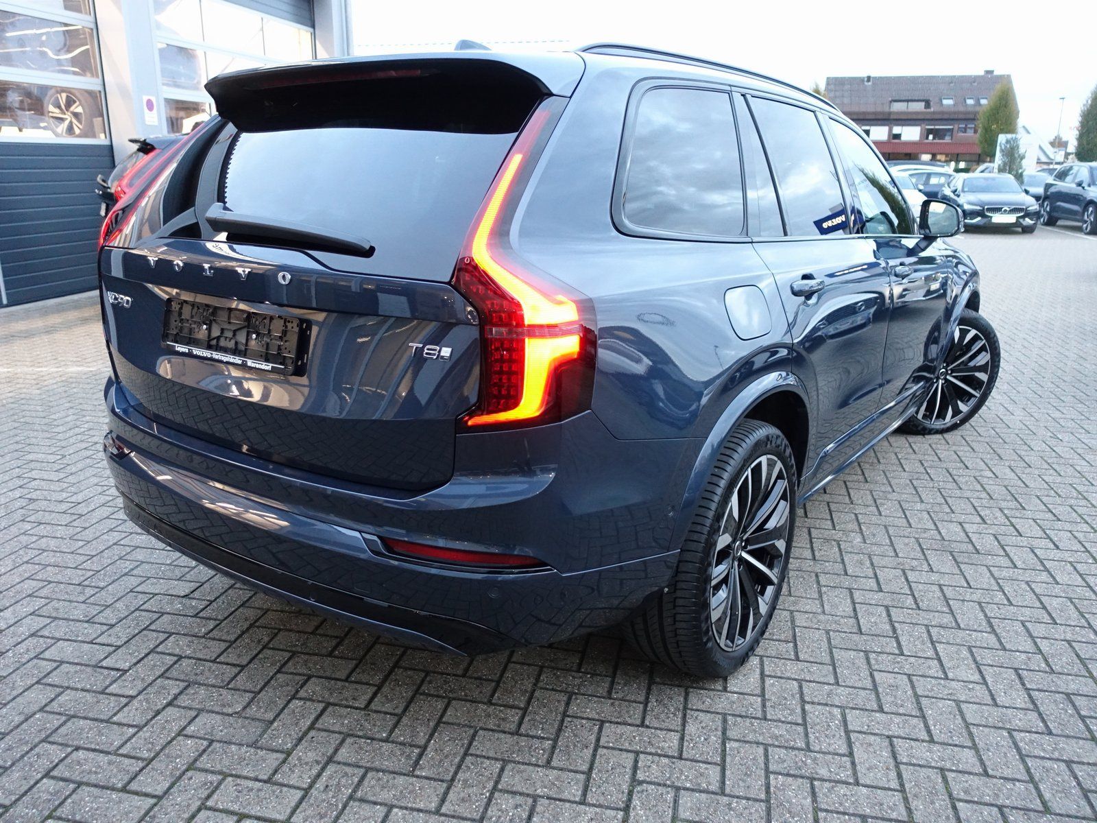 Volvo XC90 Plus, T8 AWD Plug-in Hybrid/AHK/FourC/Pano