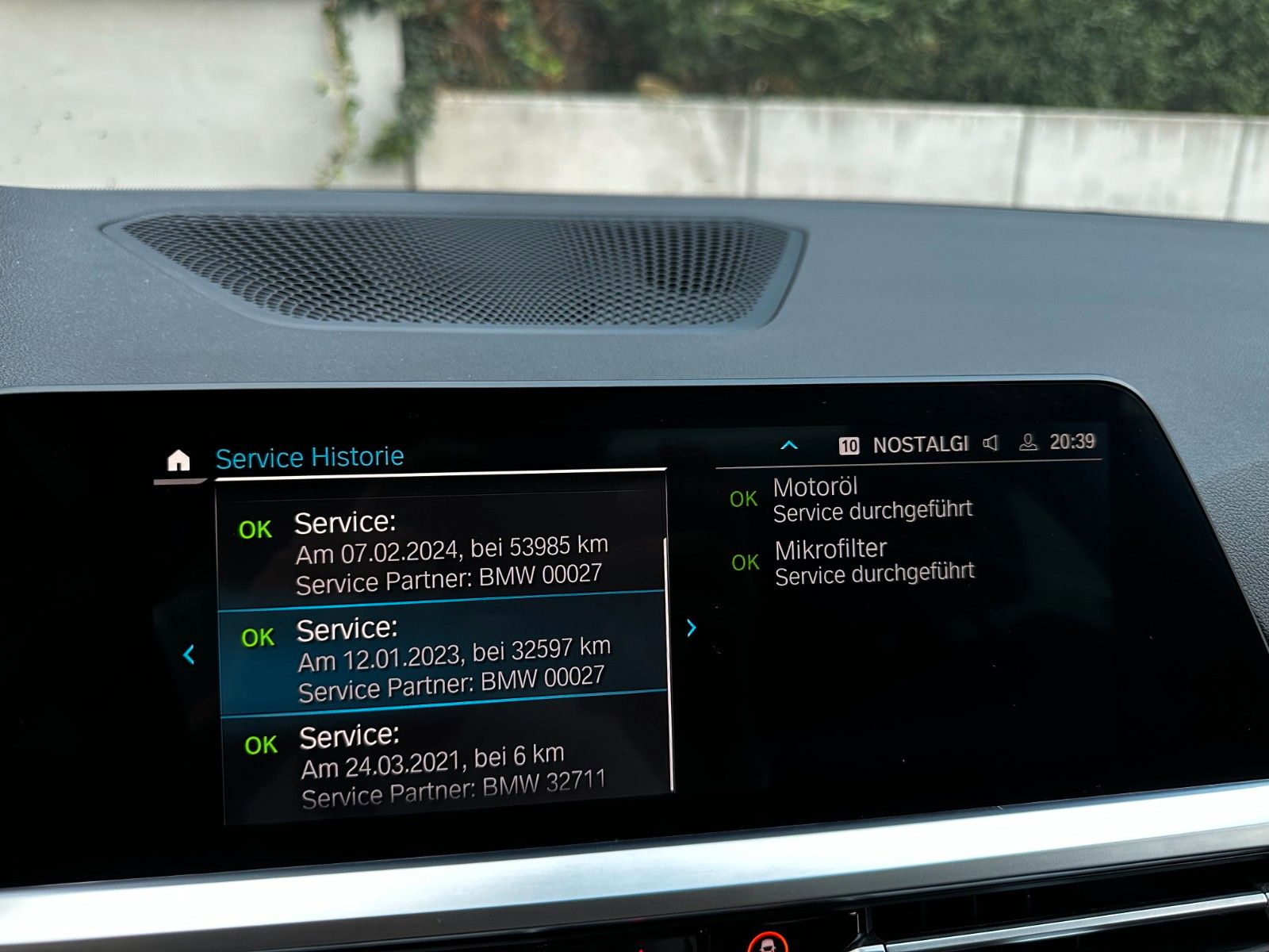BMW 330e M Sport Shadow - Samsaru's Car Outlet