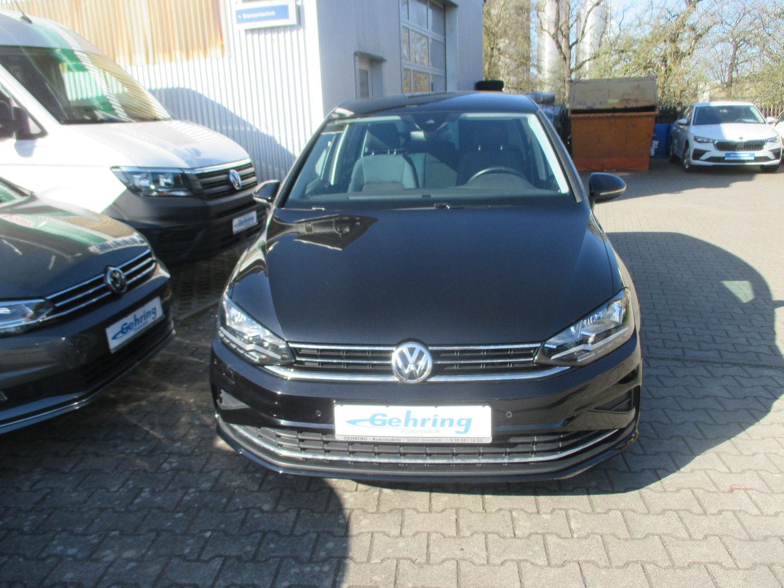 Volkswagen Golf Sportsvan 1.5 TSI DSG - Samsaru's Car Outlet